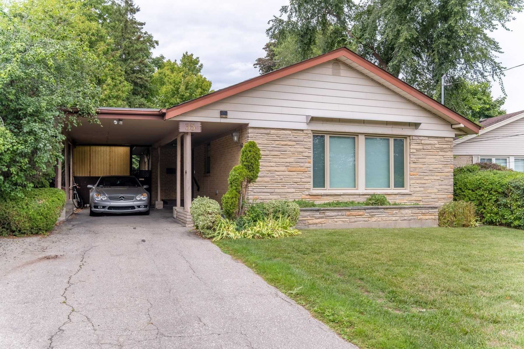 35 Riverhead Dr, Toronto, ON M9W4G3 | 3 Bedroom 3 Bathroom Detached House | Image 2
