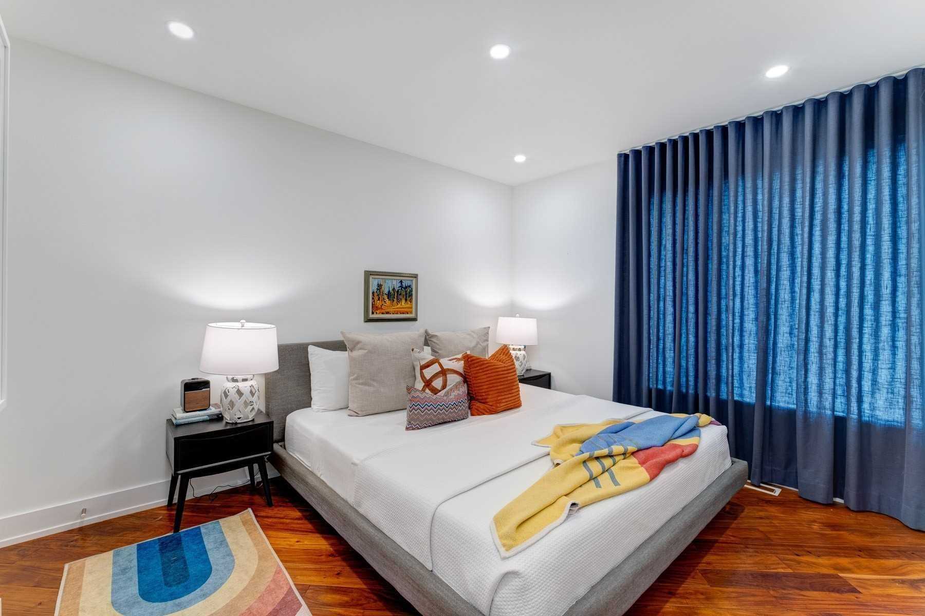 35 Riverhead Dr, Toronto, ON M9W4G3 | 3 Bedroom 3 Bathroom Detached House | Image 25