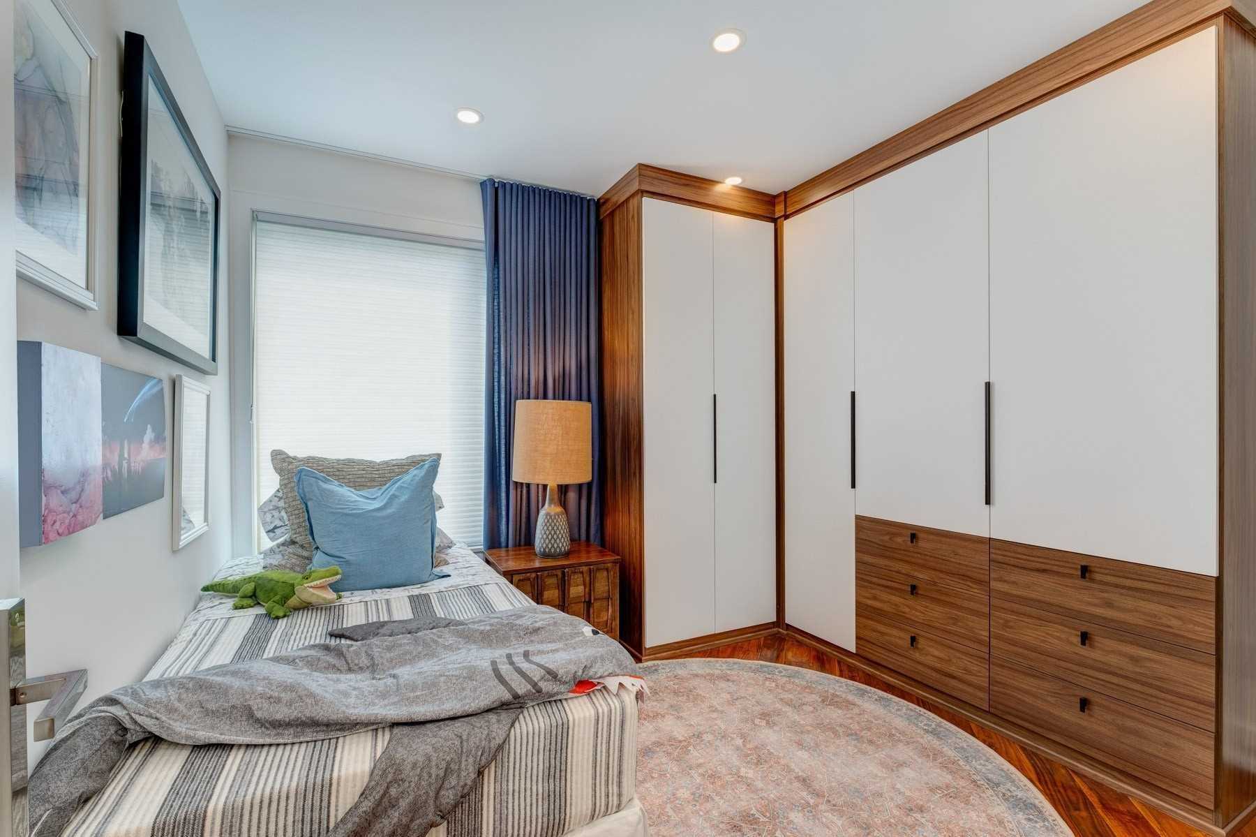 35 Riverhead Dr, Toronto, ON M9W4G3 | 3 Bedroom 3 Bathroom Detached House | Image 26