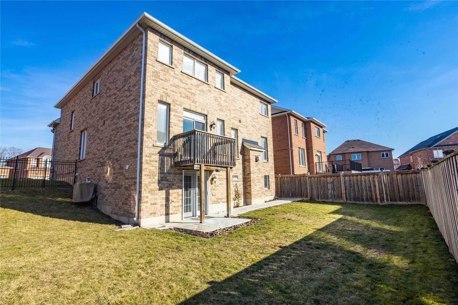 160 Fred Young Dr, Toronto, ON M3L0A6 | 4 Bedroom 4 Bathroom Detached House | Image 37