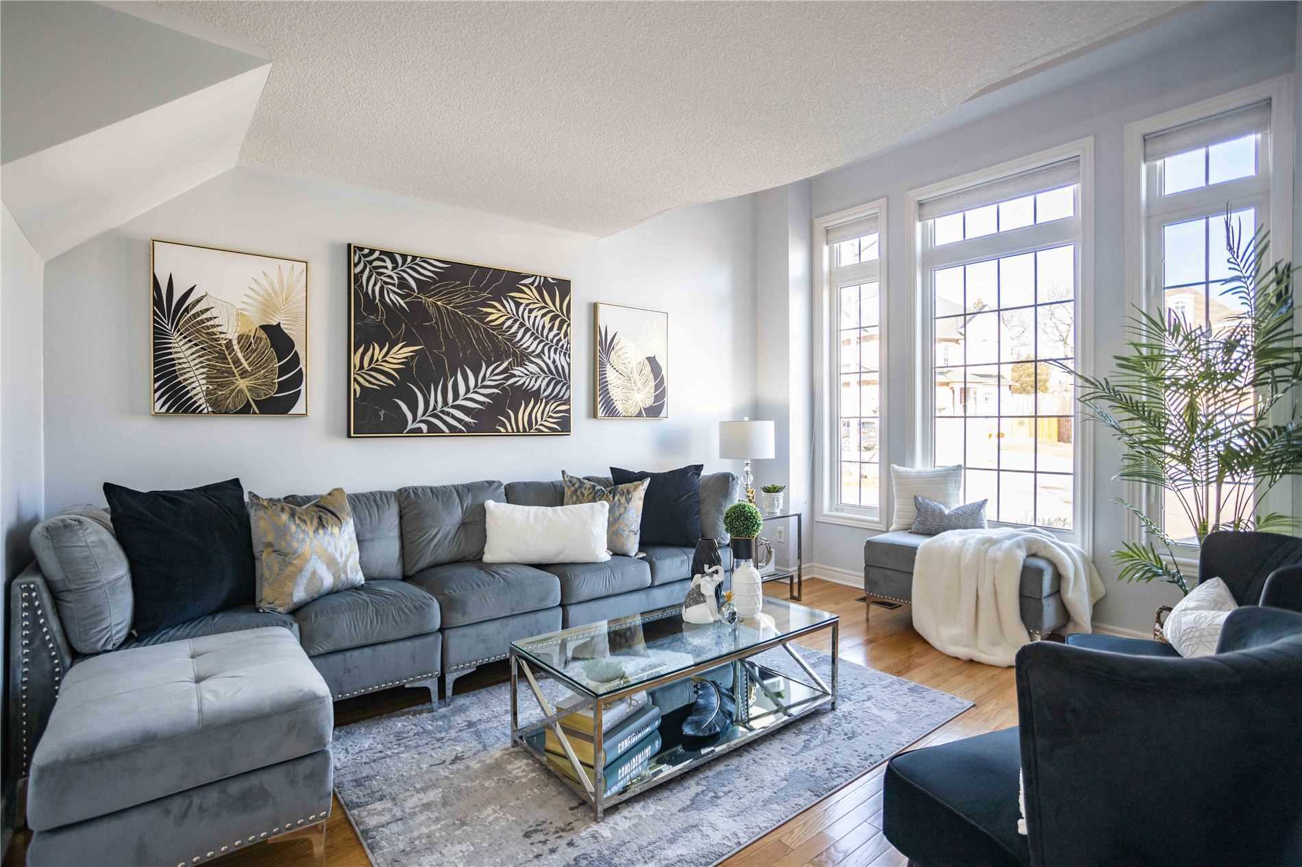 160 Fred Young Dr, Toronto, ON M3L0A6 | 4 Bedroom 4 Bathroom Detached House | Image 4