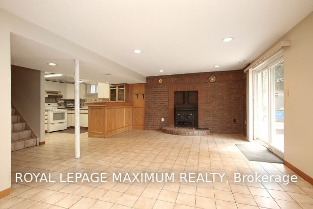 105 Benjamin Boake Tr, Toronto, ON M3J3C8 | 3 Bedroom 2 Bathroom Semi-Detached House | Image 21