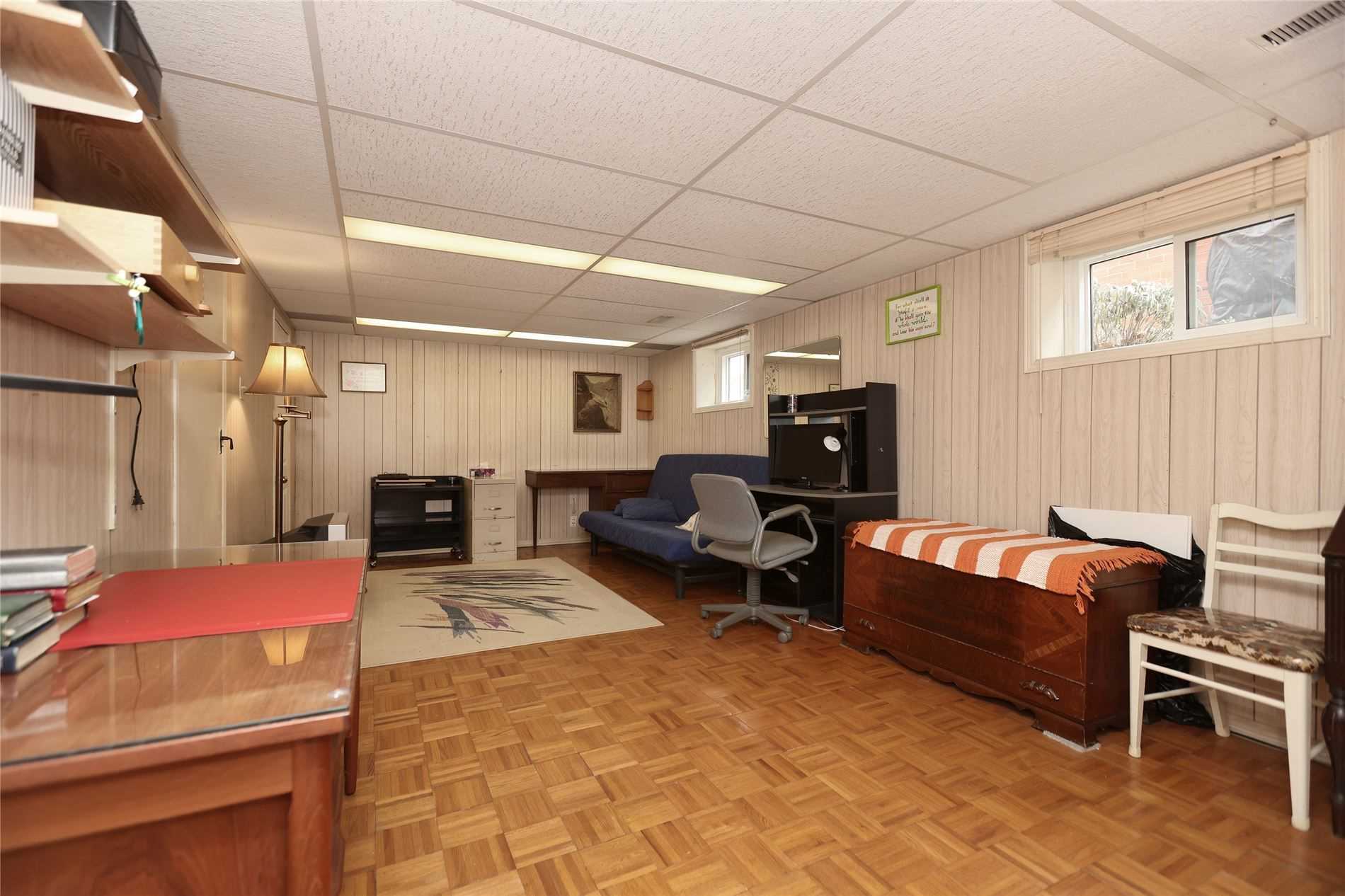 139 North Carson St, Toronto, ON M8W4C7 | 3 Bedroom 2 Bathroom Detached House | Image 19