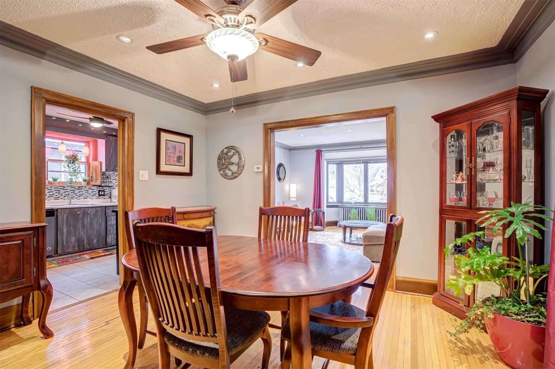 73 Third St, Toronto, ON M8V2Y1 | 2 Bedroom 1 Bathroom Detached House | Image 13