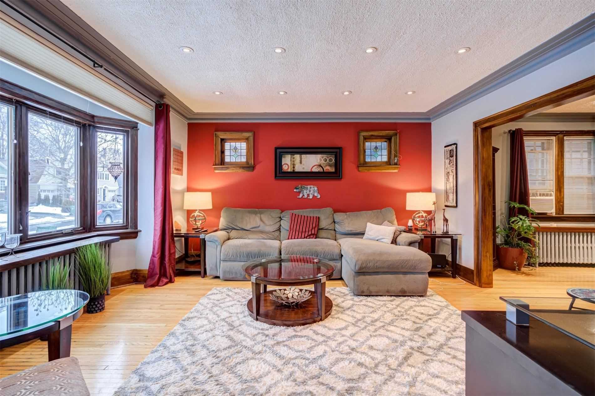 73 Third St, Toronto, ON M8V2Y1 | 2 Bedroom 1 Bathroom Detached House | Image 9
