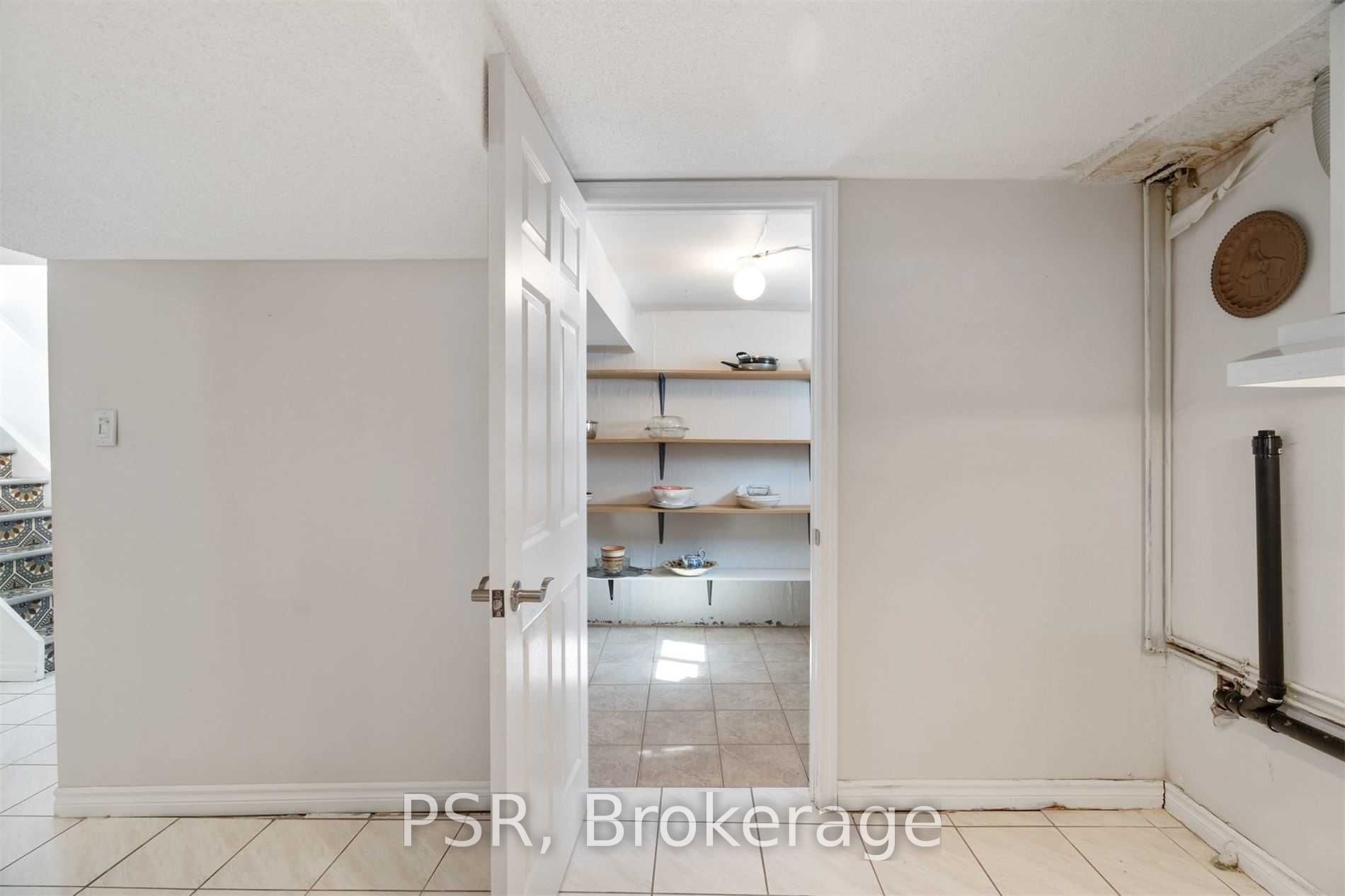 33 Coquette Rd, Toronto, ON M3L1T1 | 4 Bedroom 2 Bathroom Detached House | Image 25