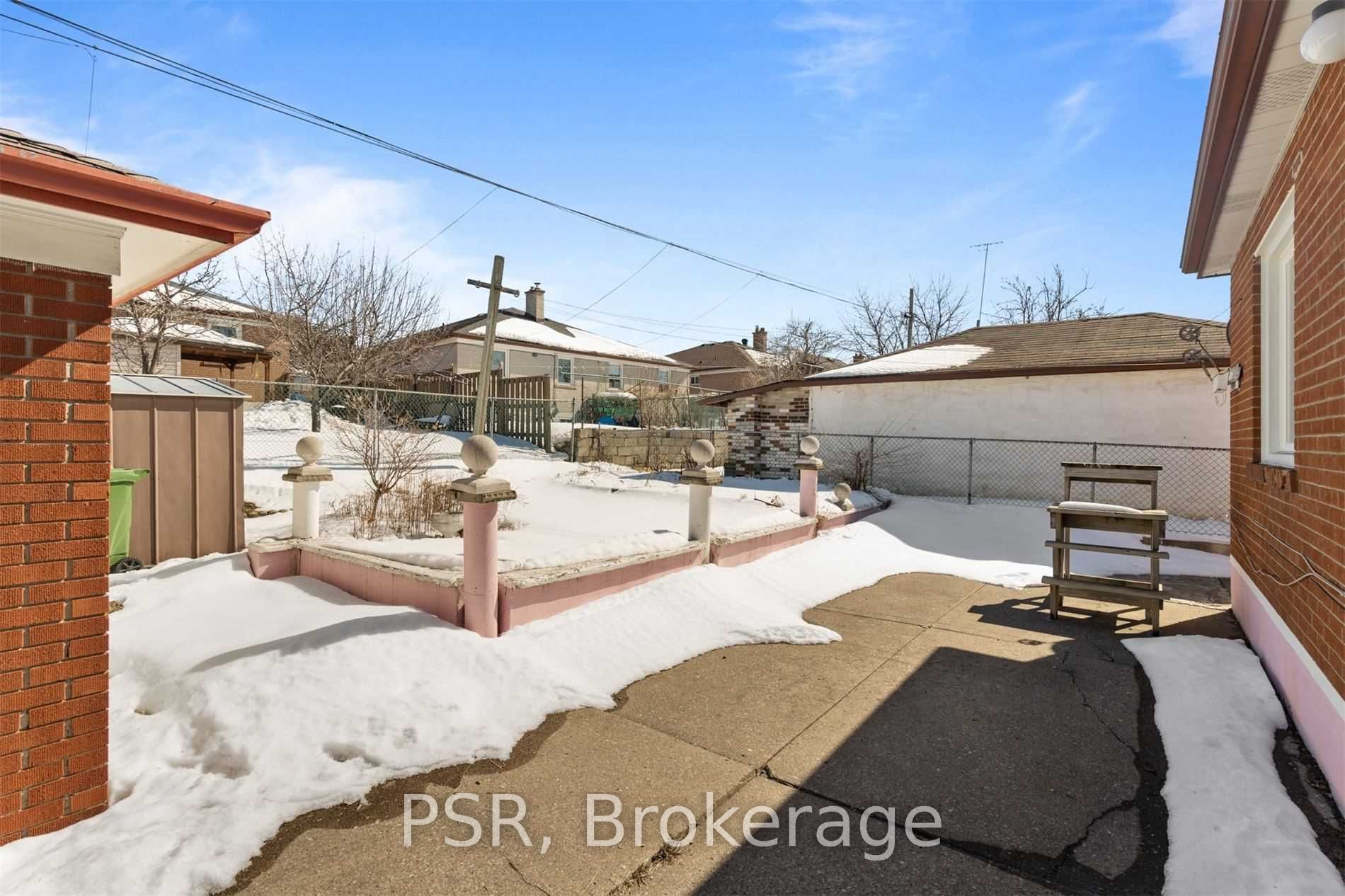 33 Coquette Rd, Toronto, ON M3L1T1 | 4 Bedroom 2 Bathroom Detached House | Image 31