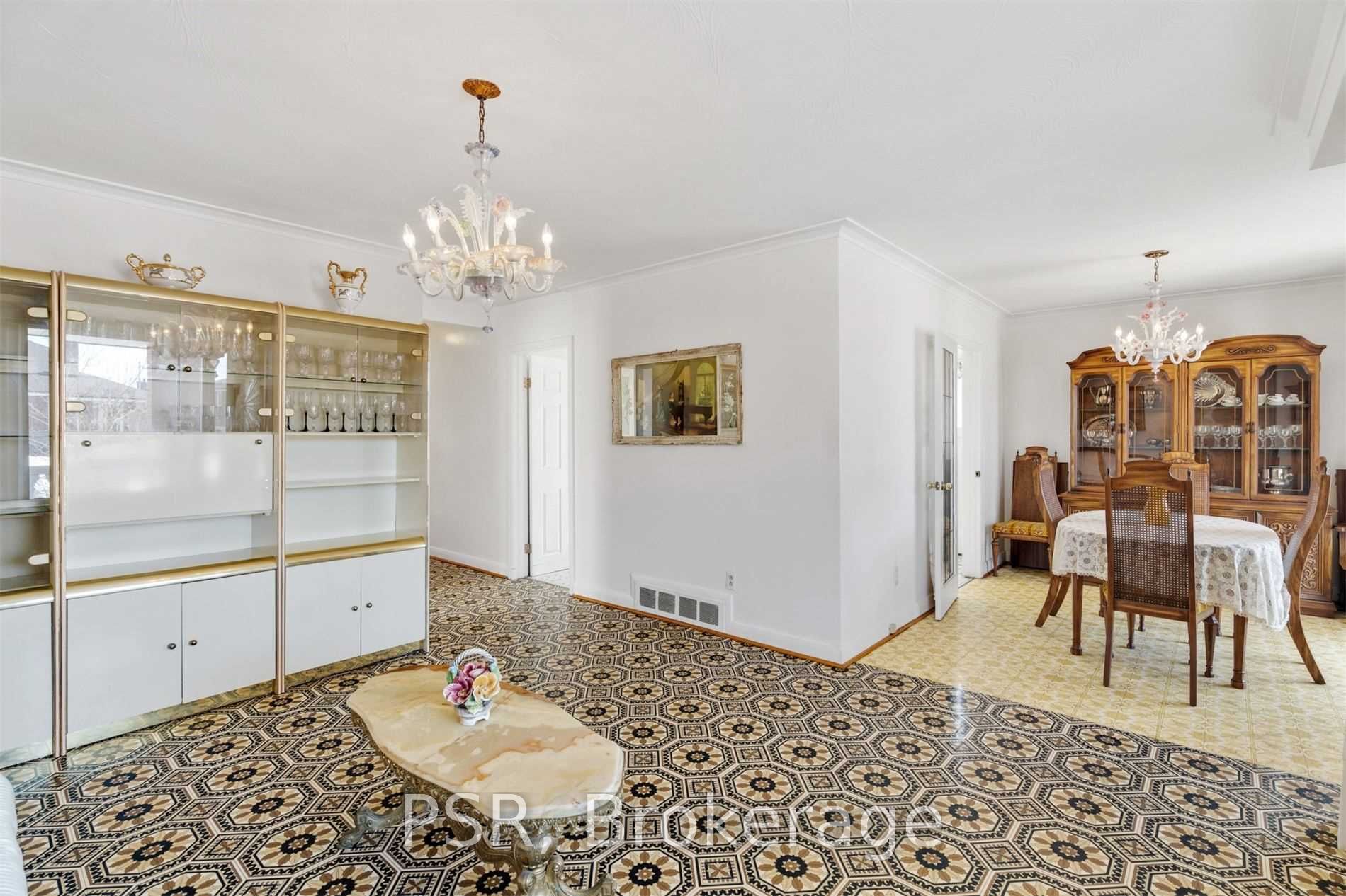 33 Coquette Rd, Toronto, ON M3L1T1 | 4 Bedroom 2 Bathroom Detached House | Image 6