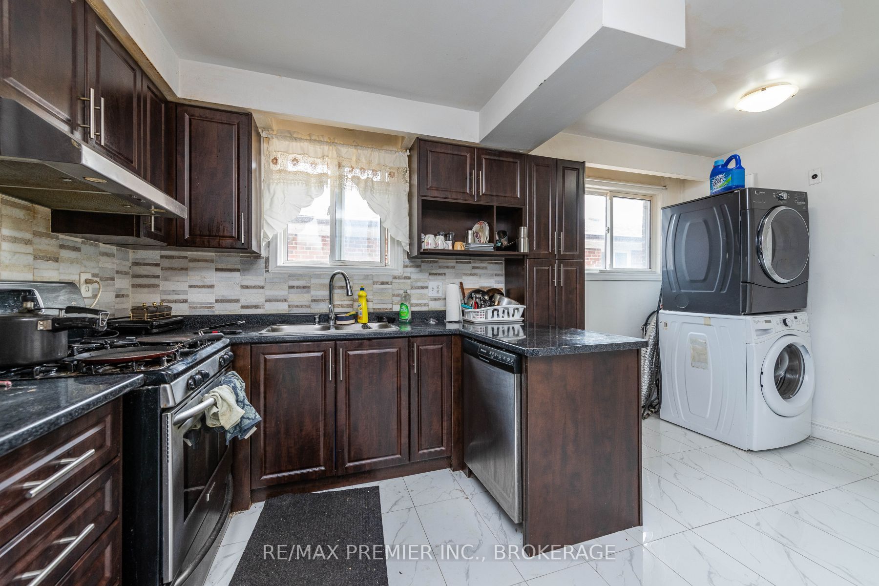81 Milady Rd, Toronto, ON M9L2H9 | 3 Bedroom 4 Bathroom Semi-Detached House | Image 12
