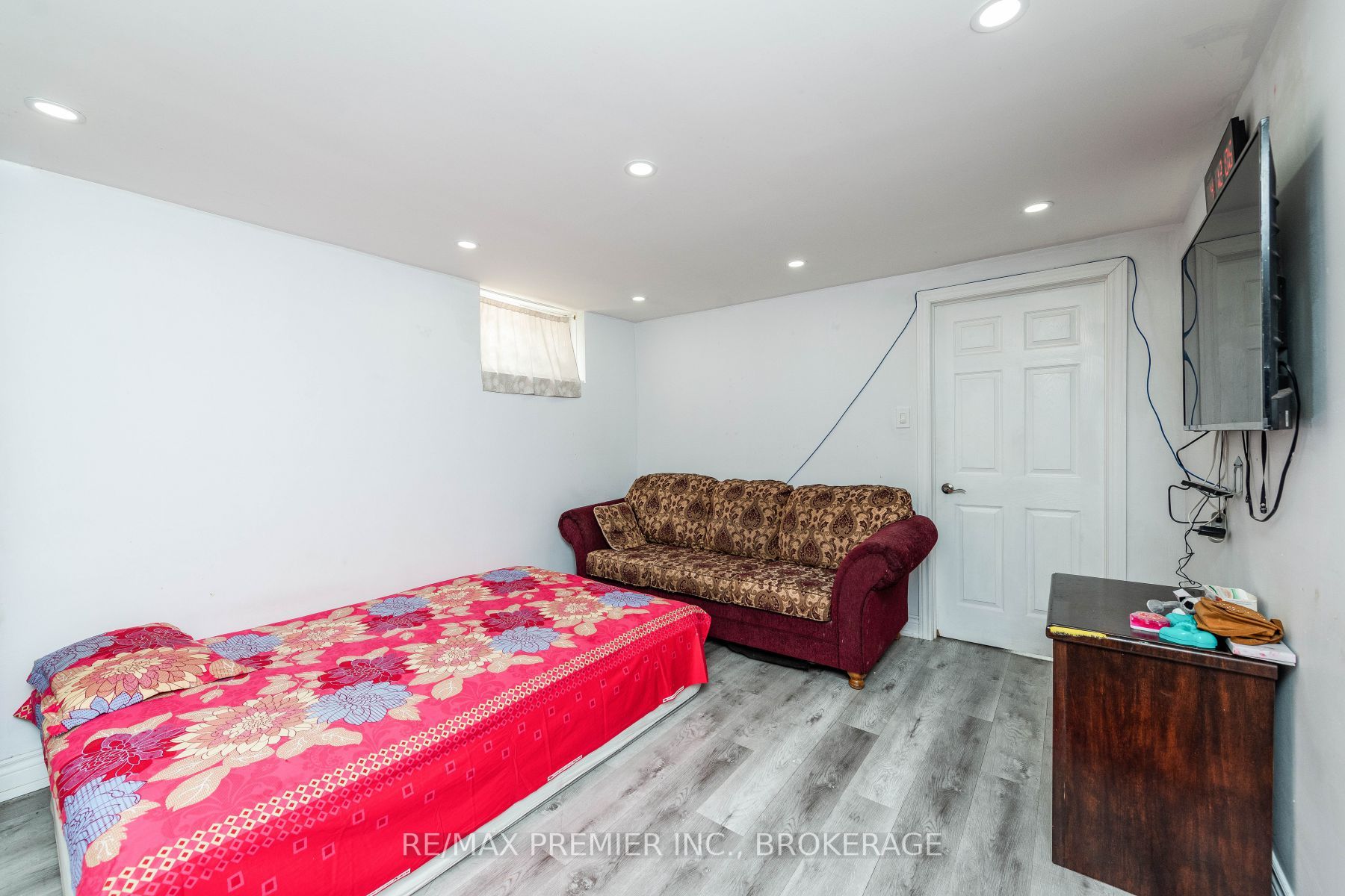 81 Milady Rd, Toronto, ON M9L2H9 | 3 Bedroom 4 Bathroom Semi-Detached House | Image 31