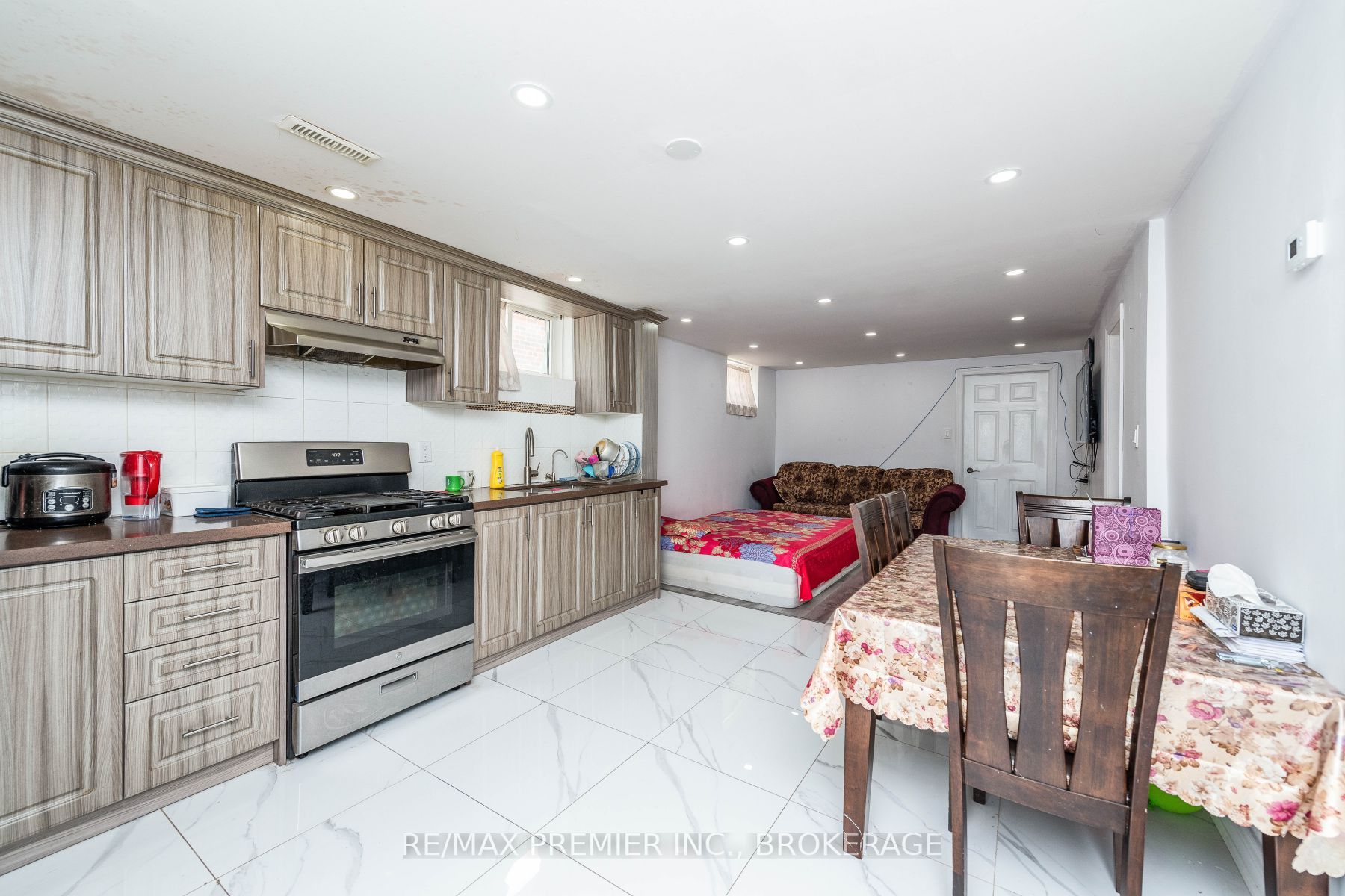 81 Milady Rd, Toronto, ON M9L2H9 | 3 Bedroom 4 Bathroom Semi-Detached House | Image 33