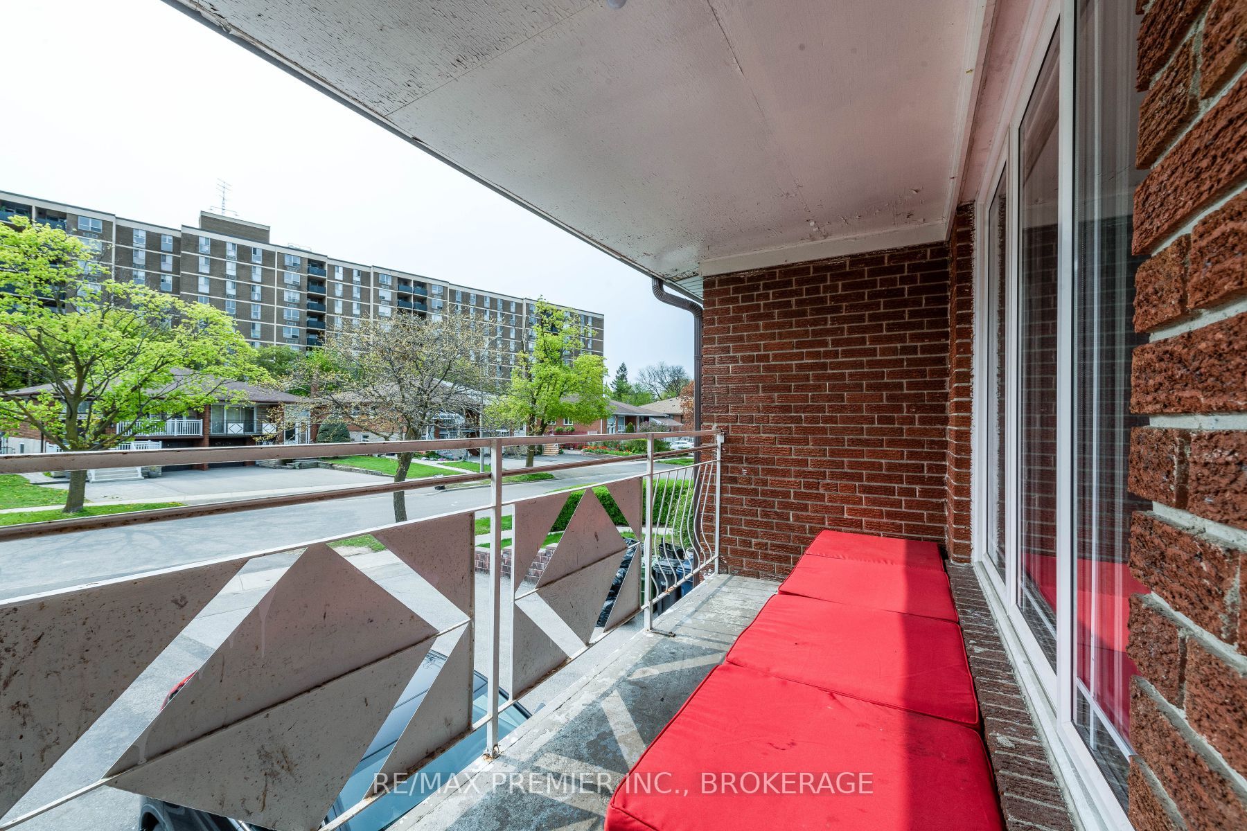 81 Milady Rd, Toronto, ON M9L2H9 | 3 Bedroom 4 Bathroom Semi-Detached House | Image 4