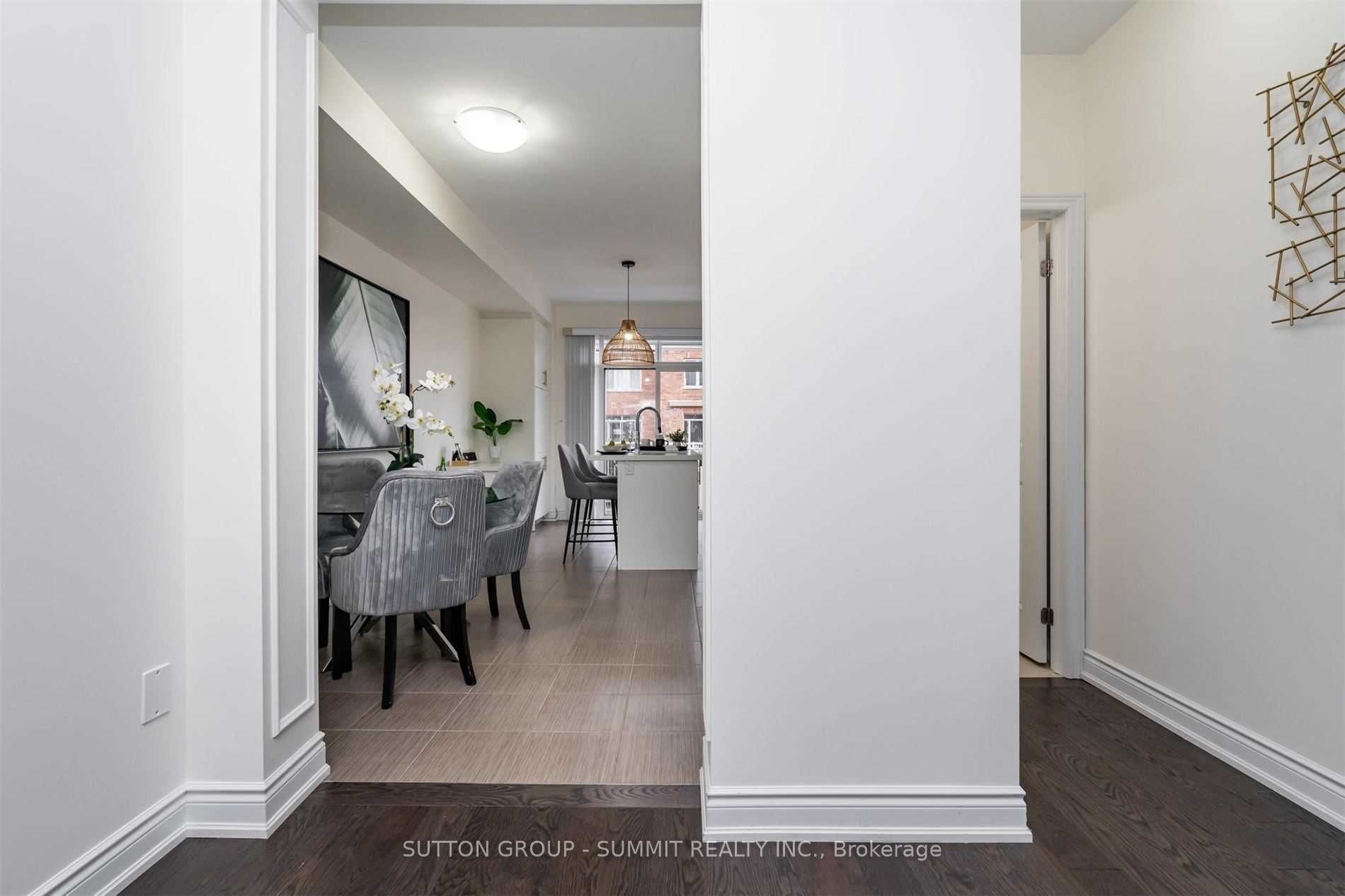 #163 - 1042 Islington Ave, Toronto, ON M8Z6A4 | 3 Bedroom 4 Bathroom Condo Townhouse | Image 11