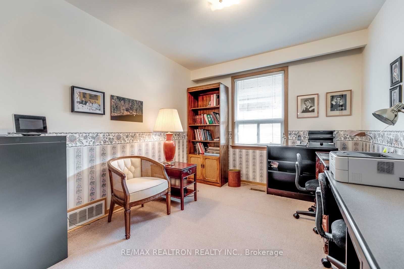 21 Manorhampton Dr, Toronto, ON M9P1E1 | 3 Bedroom 3 Bathroom Detached House | Image 17