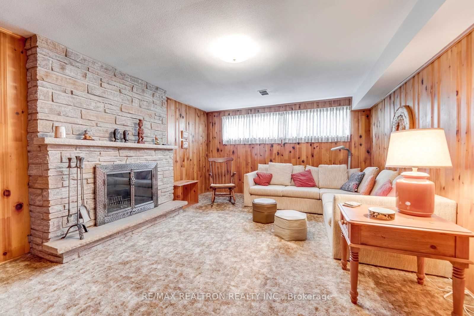 21 Manorhampton Dr, Toronto, ON M9P1E1 | 3 Bedroom 3 Bathroom Detached House | Image 20