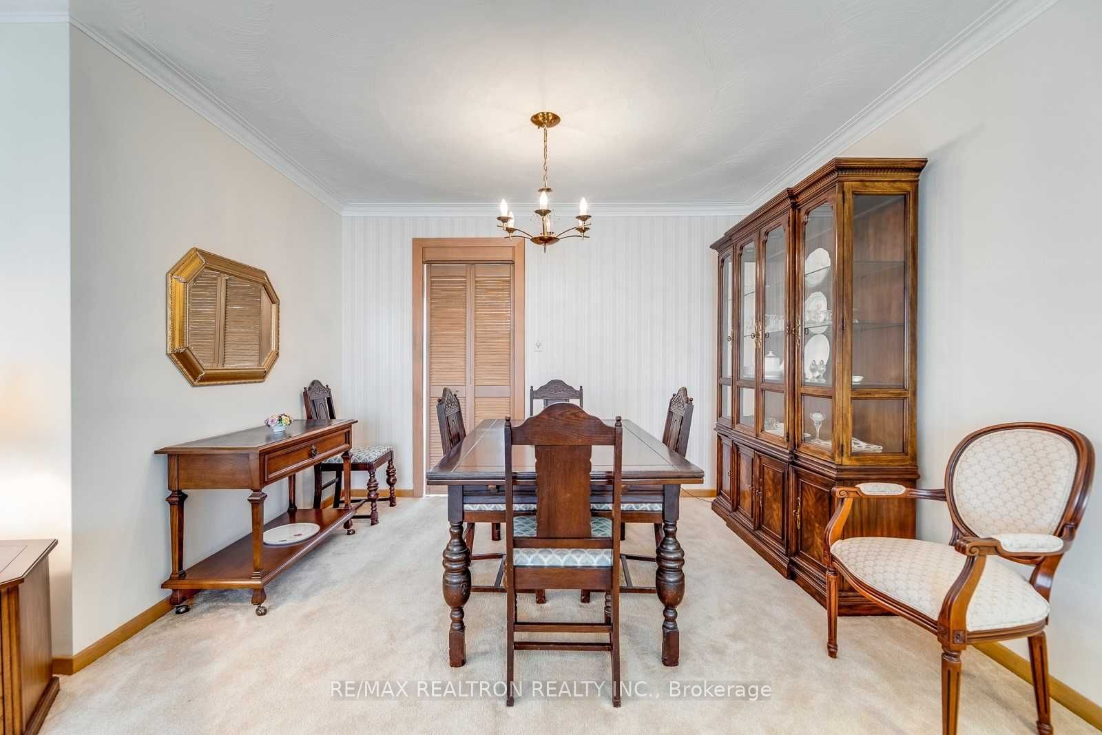 21 Manorhampton Dr, Toronto, ON M9P1E1 | 3 Bedroom 3 Bathroom Detached House | Image 7