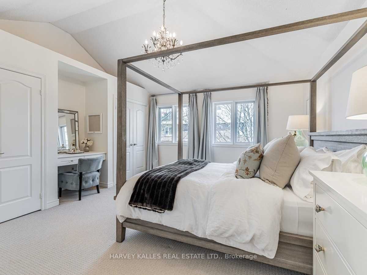 36A Mendota Rd, Toronto, ON M8Y1E8 | 2 Bedroom 2 Bathroom Freehold Townhouse | Image 18