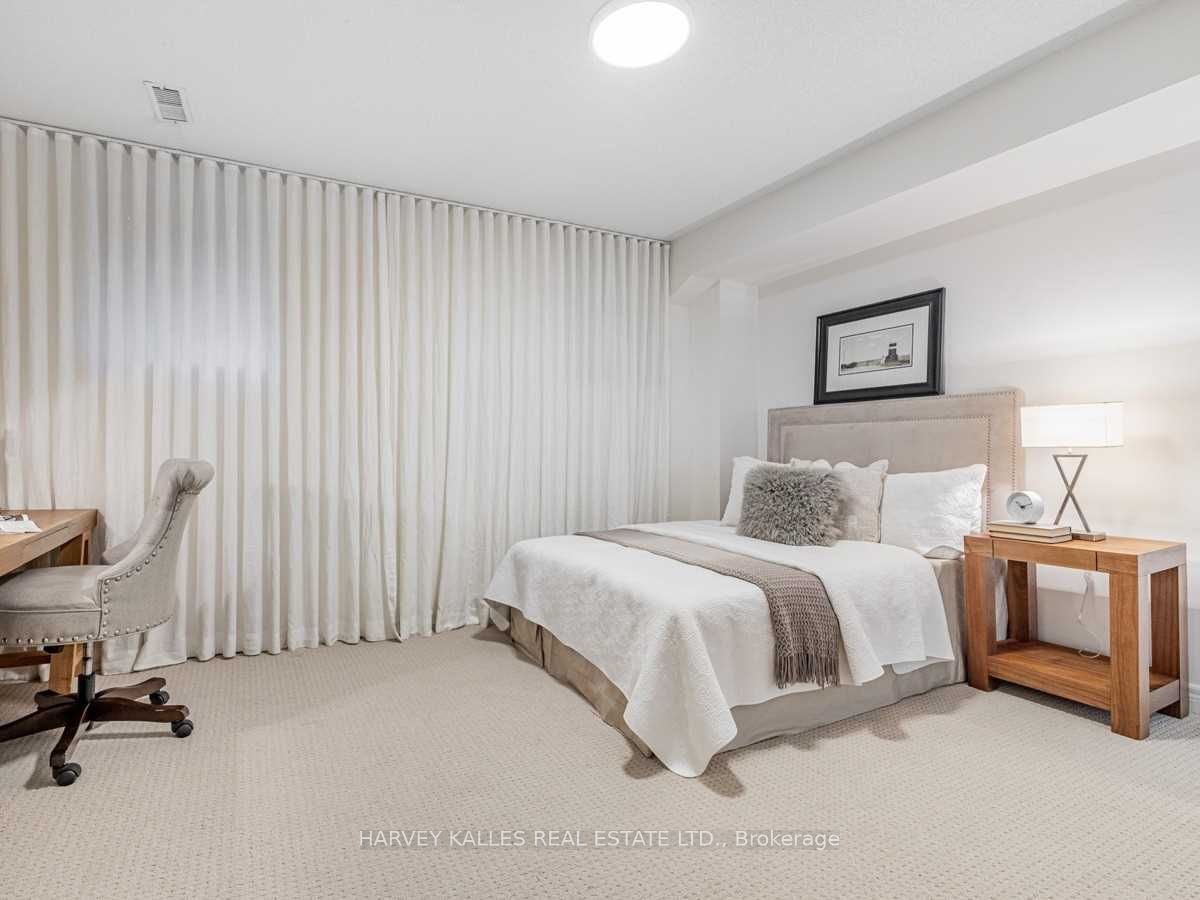 36A Mendota Rd, Toronto, ON M8Y1E8 | 2 Bedroom 2 Bathroom Freehold Townhouse | Image 24