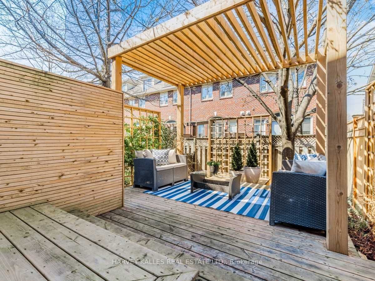 36A Mendota Rd, Toronto, ON M8Y1E8 | 2 Bedroom 2 Bathroom Freehold Townhouse | Image 28