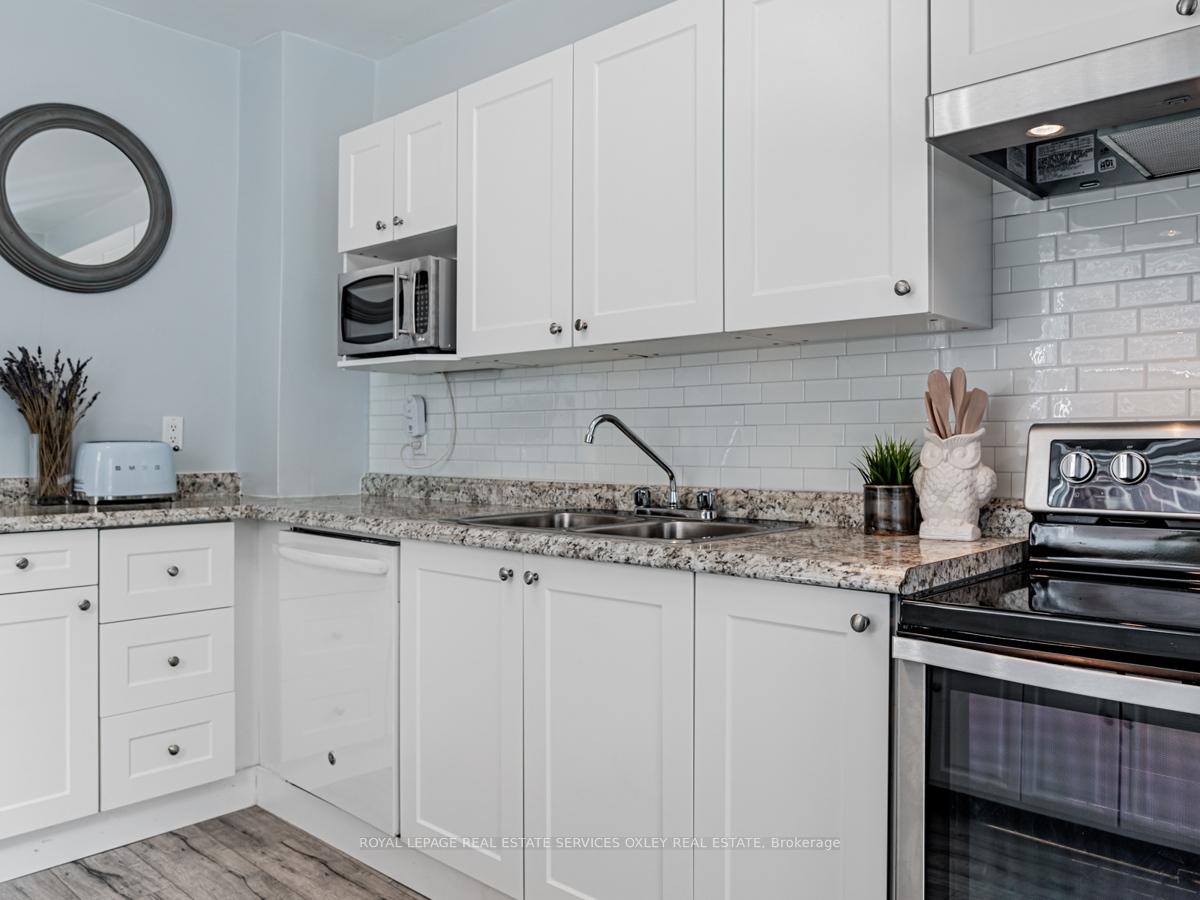 93 Lightbourn Ave, Toronto, ON M6H3P8 | 2 Bedroom 2 Bathroom Semi-Detached House | Image 7