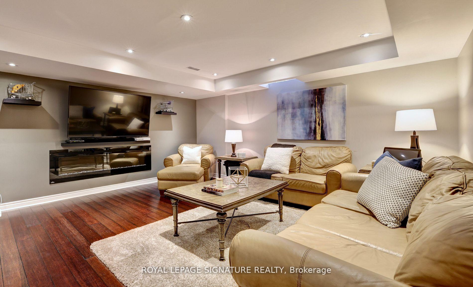 860 Spinning Wheel Cres W, Mississauga, ON L5W1W4 | 4 Bedroom 4 Bathroom Detached House | Image 22