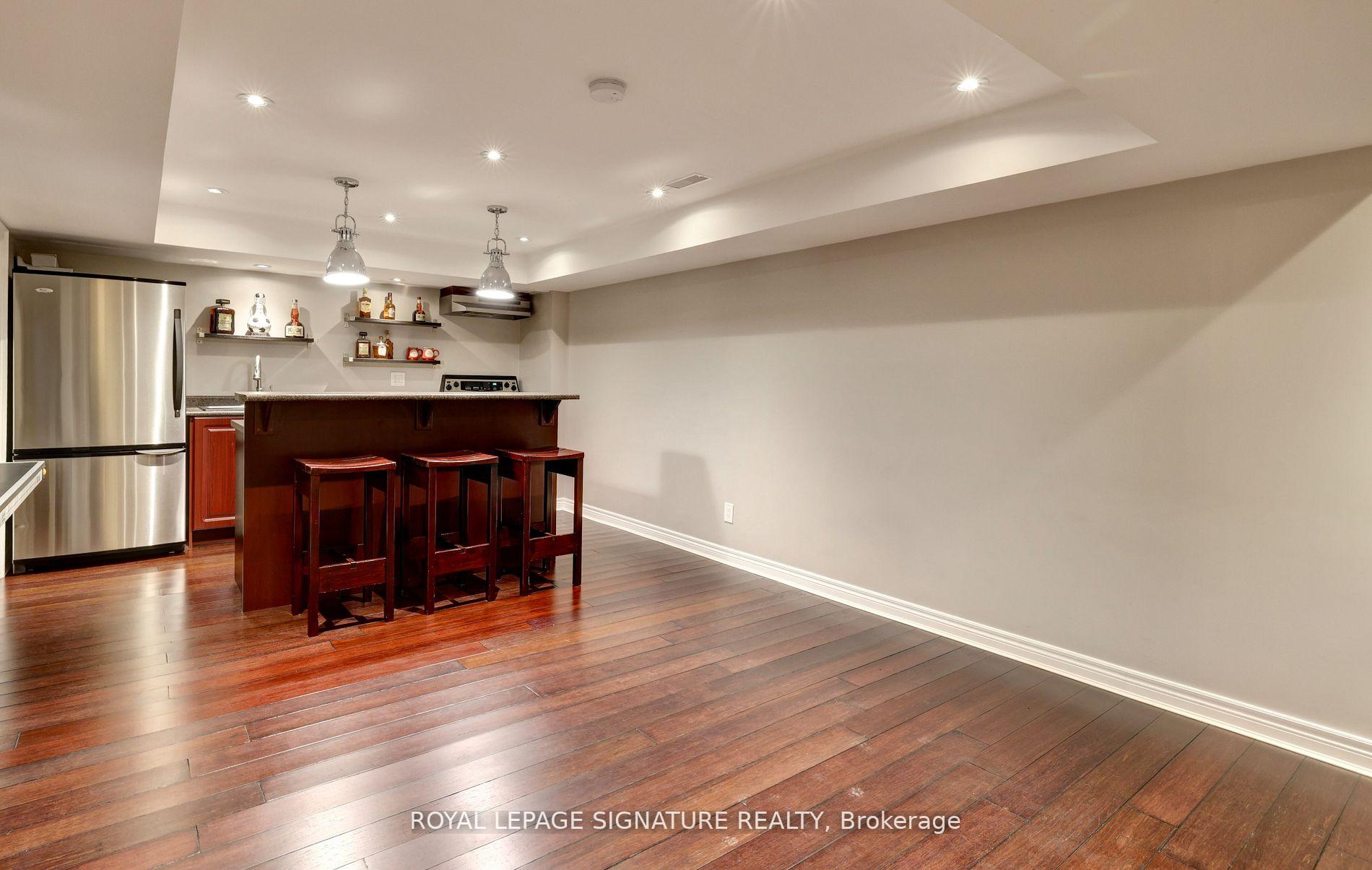 860 Spinning Wheel Cres W, Mississauga, ON L5W1W4 | 4 Bedroom 4 Bathroom Detached House | Image 24