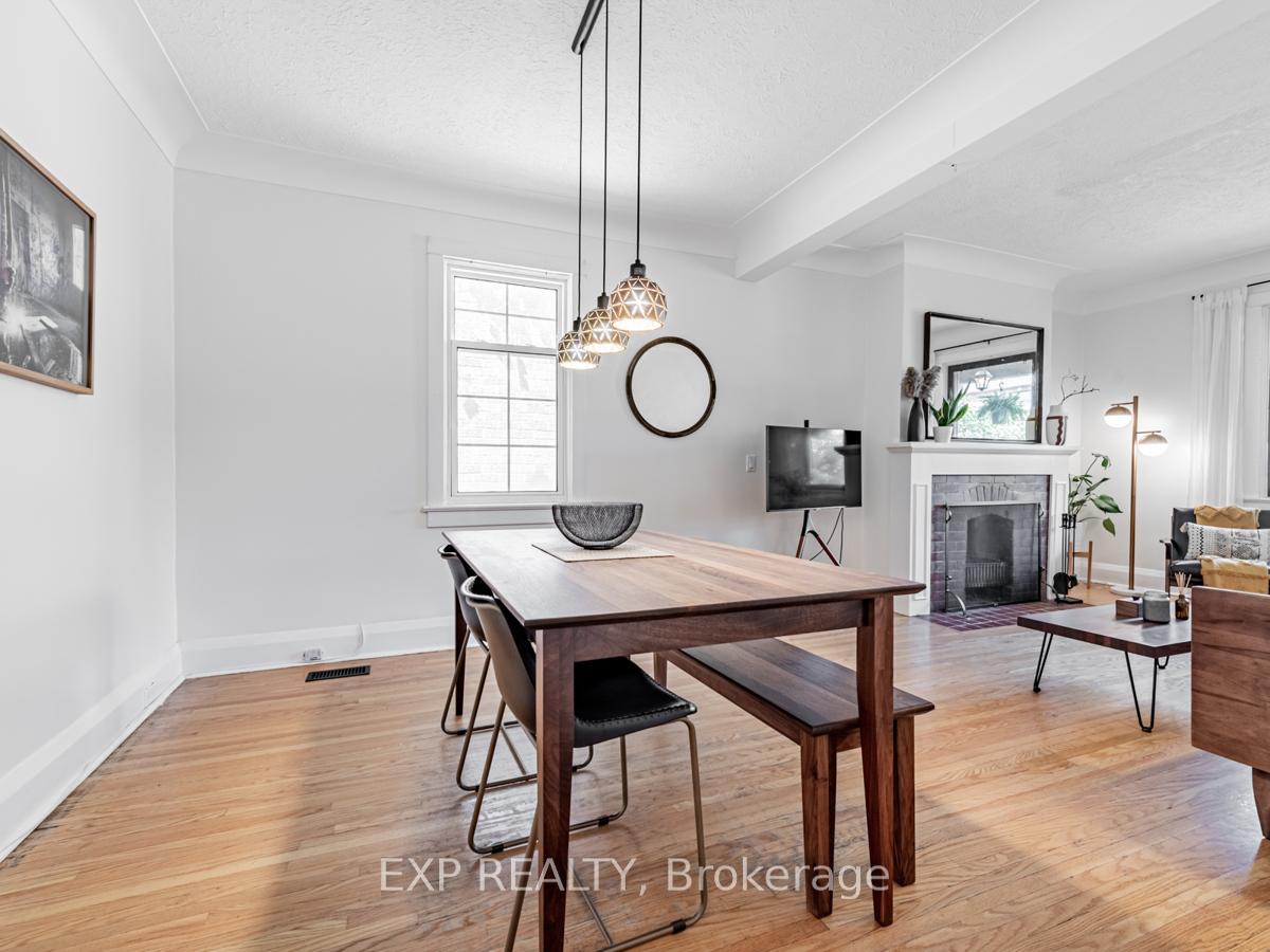 35 Dynevor Rd, Toronto, ON M6E3W7 | 3 Bedroom 3 Bathroom Detached House | Image 10