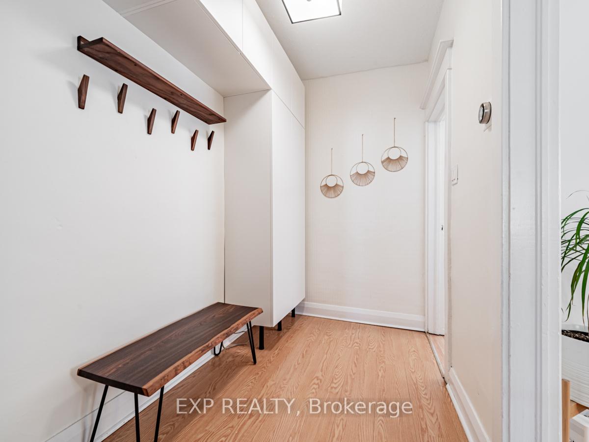 35 Dynevor Rd, Toronto, ON M6E3W7 | 3 Bedroom 3 Bathroom Detached House | Image 11