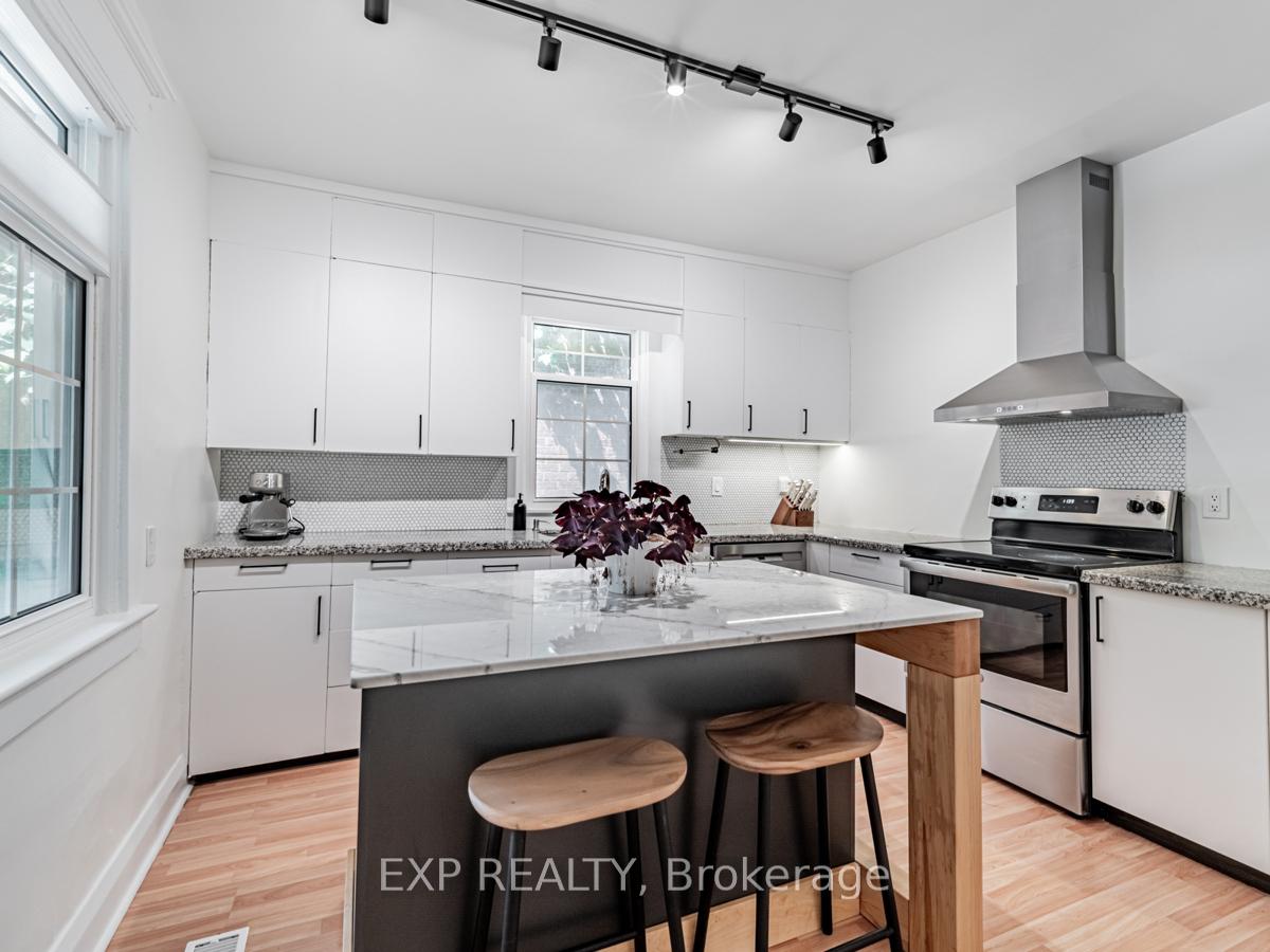 35 Dynevor Rd, Toronto, ON M6E3W7 | 3 Bedroom 3 Bathroom Detached House | Image 13