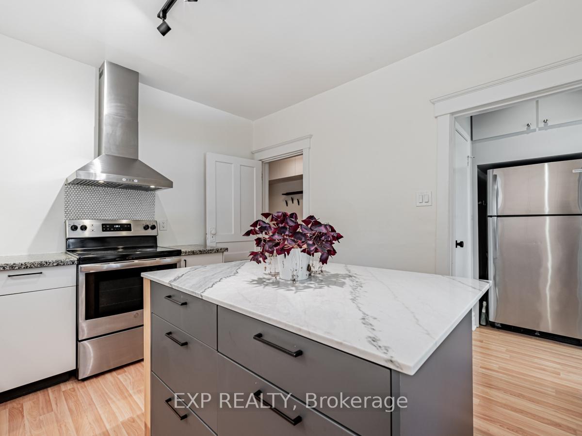 35 Dynevor Rd, Toronto, ON M6E3W7 | 3 Bedroom 3 Bathroom Detached House | Image 17