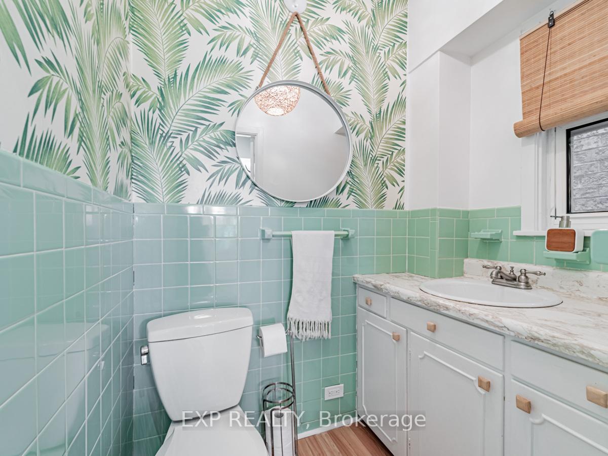 35 Dynevor Rd, Toronto, ON M6E3W7 | 3 Bedroom 3 Bathroom Detached House | Image 18