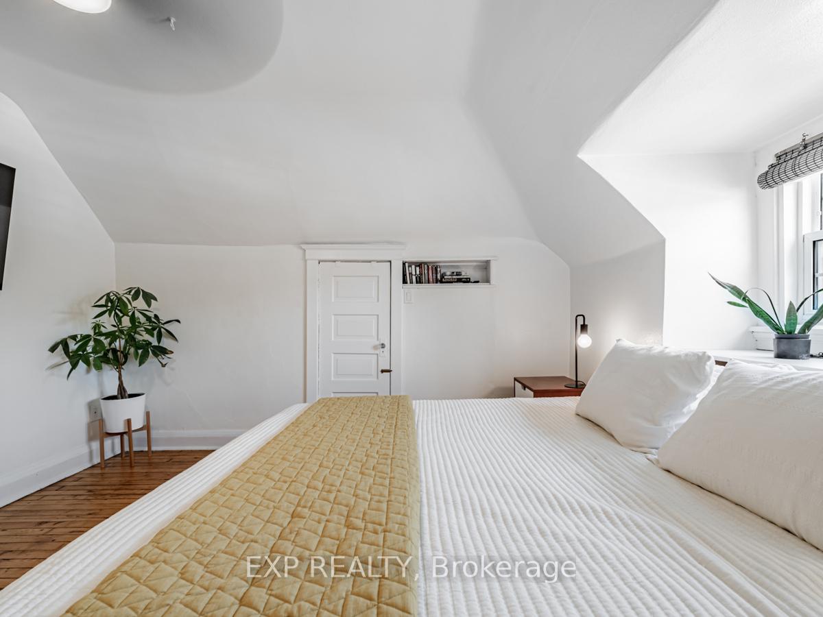 35 Dynevor Rd, Toronto, ON M6E3W7 | 3 Bedroom 3 Bathroom Detached House | Image 20