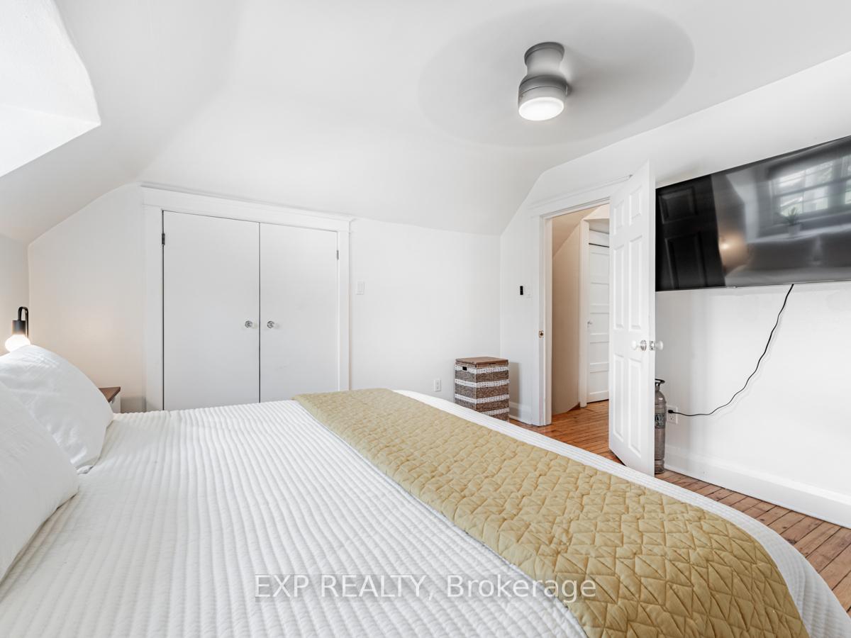 35 Dynevor Rd, Toronto, ON M6E3W7 | 3 Bedroom 3 Bathroom Detached House | Image 21