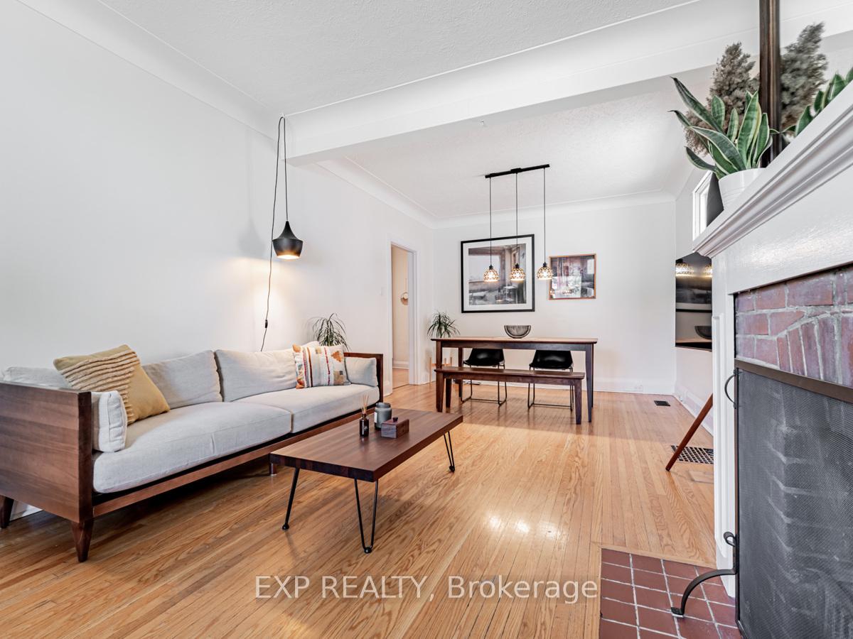 35 Dynevor Rd, Toronto, ON M6E3W7 | 3 Bedroom 3 Bathroom Detached House | Image 7