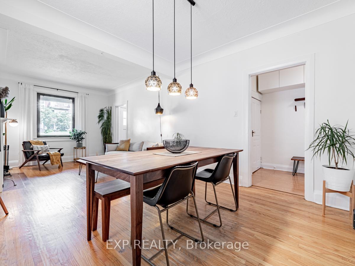 35 Dynevor Rd, Toronto, ON M6E3W7 | 3 Bedroom 3 Bathroom Detached House | Image 9