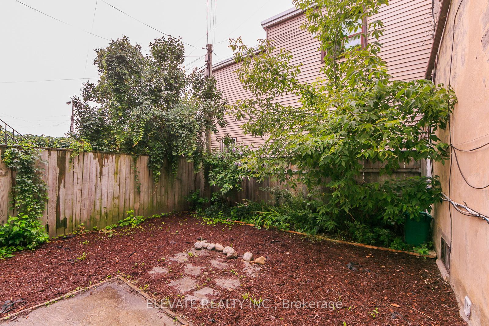 654 St Clarens Ave, Toronto, ON M6H3W9 | 3 Bedroom 2 Bathroom Semi-Detached House | Image 37