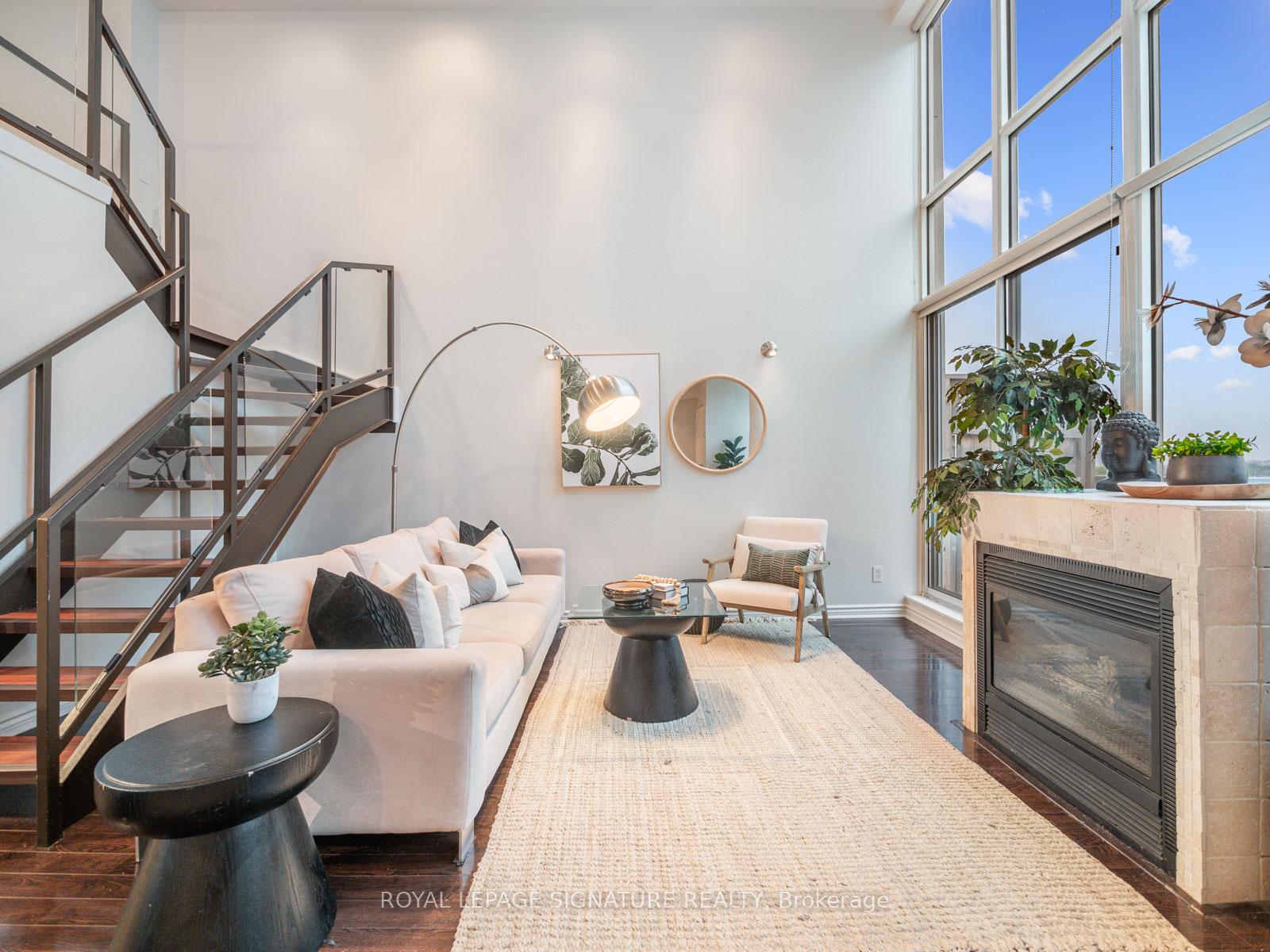 #511 - 250 Manitoba St, Toronto, ON M8Y4G8 | 1 Bedroom 2 Bathroom Condo Apt | Image 1