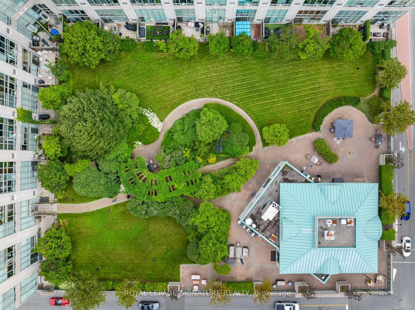 #511 - 250 Manitoba St, Toronto, ON M8Y4G8 | 1 Bedroom 2 Bathroom Condo Apt | Image 23