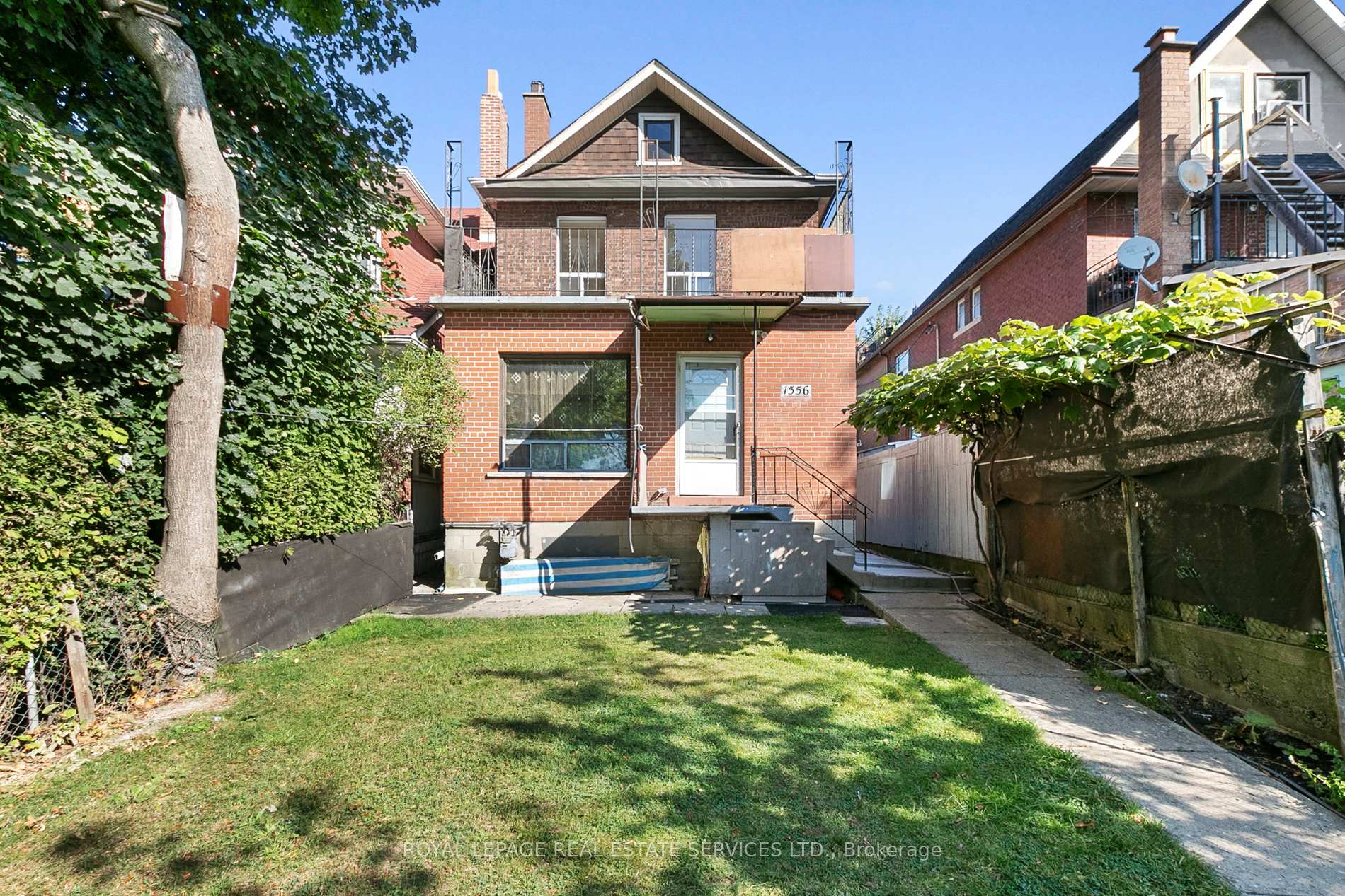 1556 Davenport Rd, Toronto, ON M6H2J1 | 3 Bedroom 3 Bathroom Detached House | Image 1