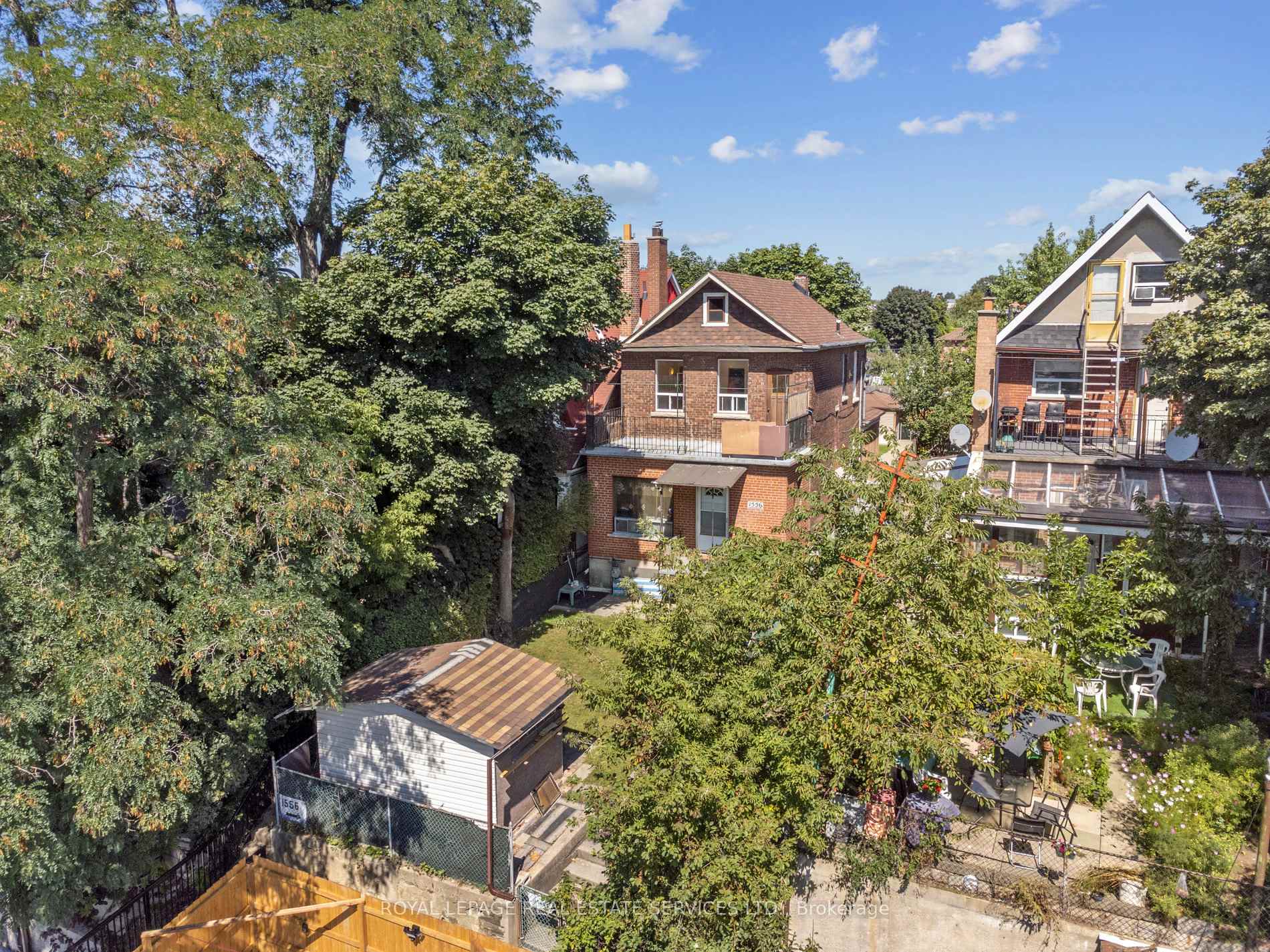 1556 Davenport Rd, Toronto, ON M6H2J1 | 3 Bedroom 3 Bathroom Detached House | Image 11