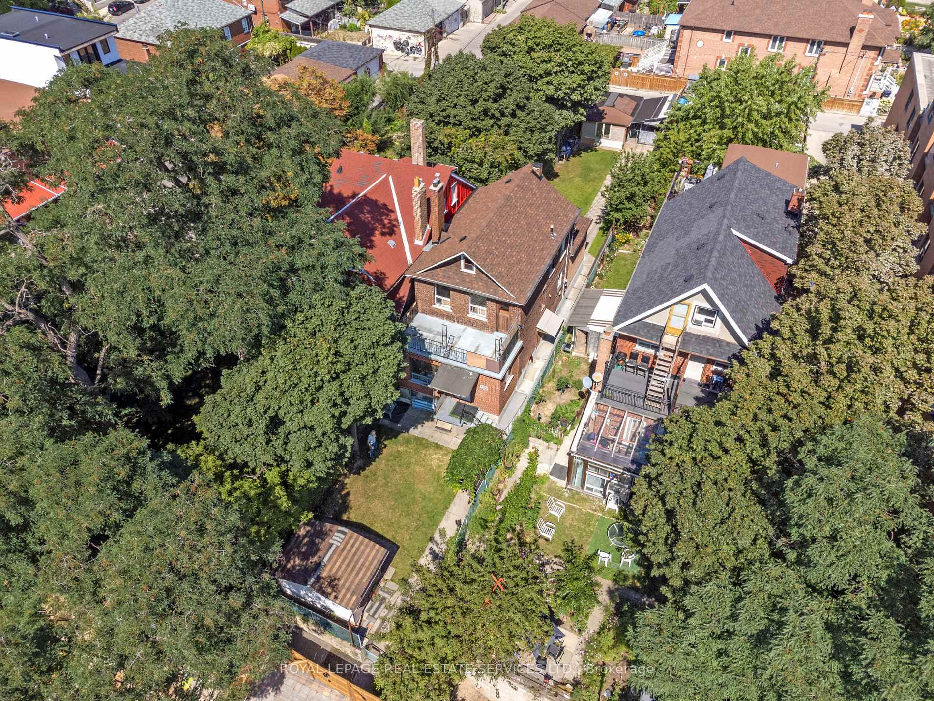 1556 Davenport Rd, Toronto, ON M6H2J1 | 3 Bedroom 3 Bathroom Detached House | Image 21