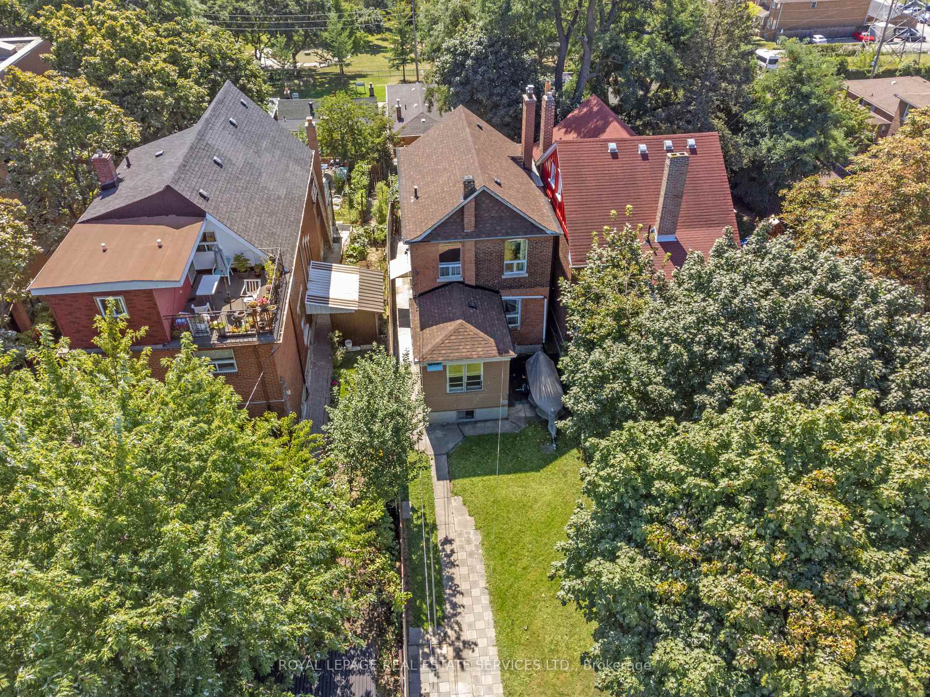 1556 Davenport Rd, Toronto, ON M6H2J1 | 3 Bedroom 3 Bathroom Detached House | Image 22