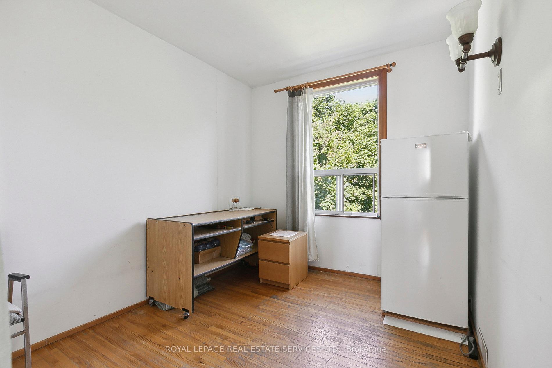 1556 Davenport Rd, Toronto, ON M6H2J1 | 3 Bedroom 3 Bathroom Detached House | Image 23