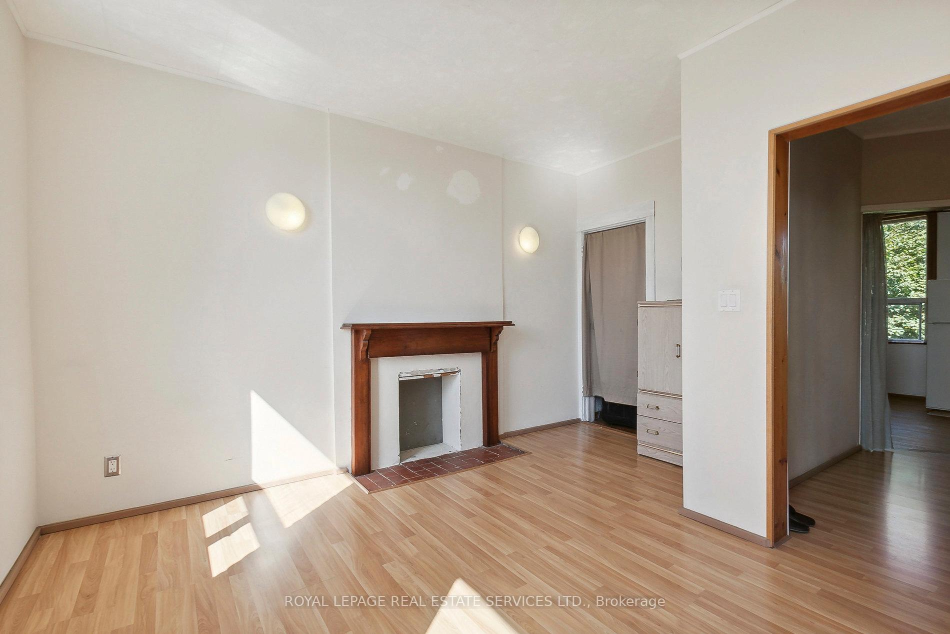 1556 Davenport Rd, Toronto, ON M6H2J1 | 3 Bedroom 3 Bathroom Detached House | Image 25