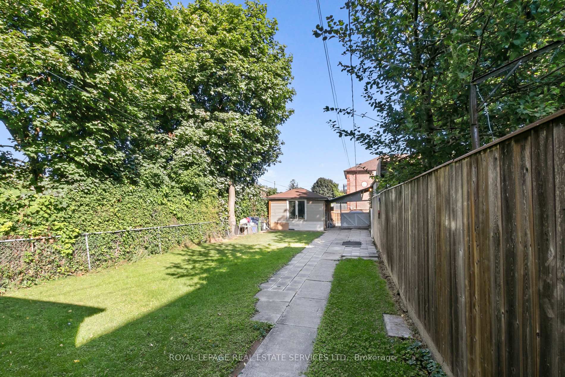 1556 Davenport Rd, Toronto, ON M6H2J1 | 3 Bedroom 3 Bathroom Detached House | Image 6