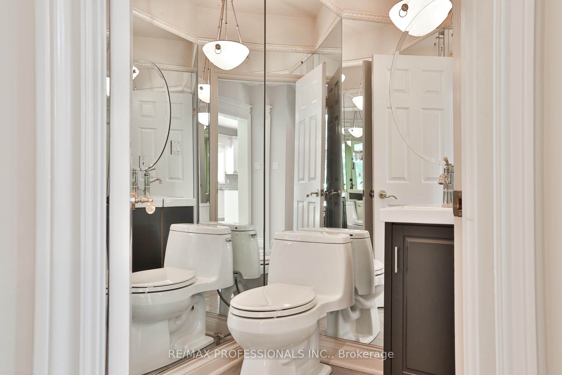 42 Wimbleton Rd, Toronto, ON M9A3S1 | 4 Bedroom 5 Bathroom Detached House | Image 17