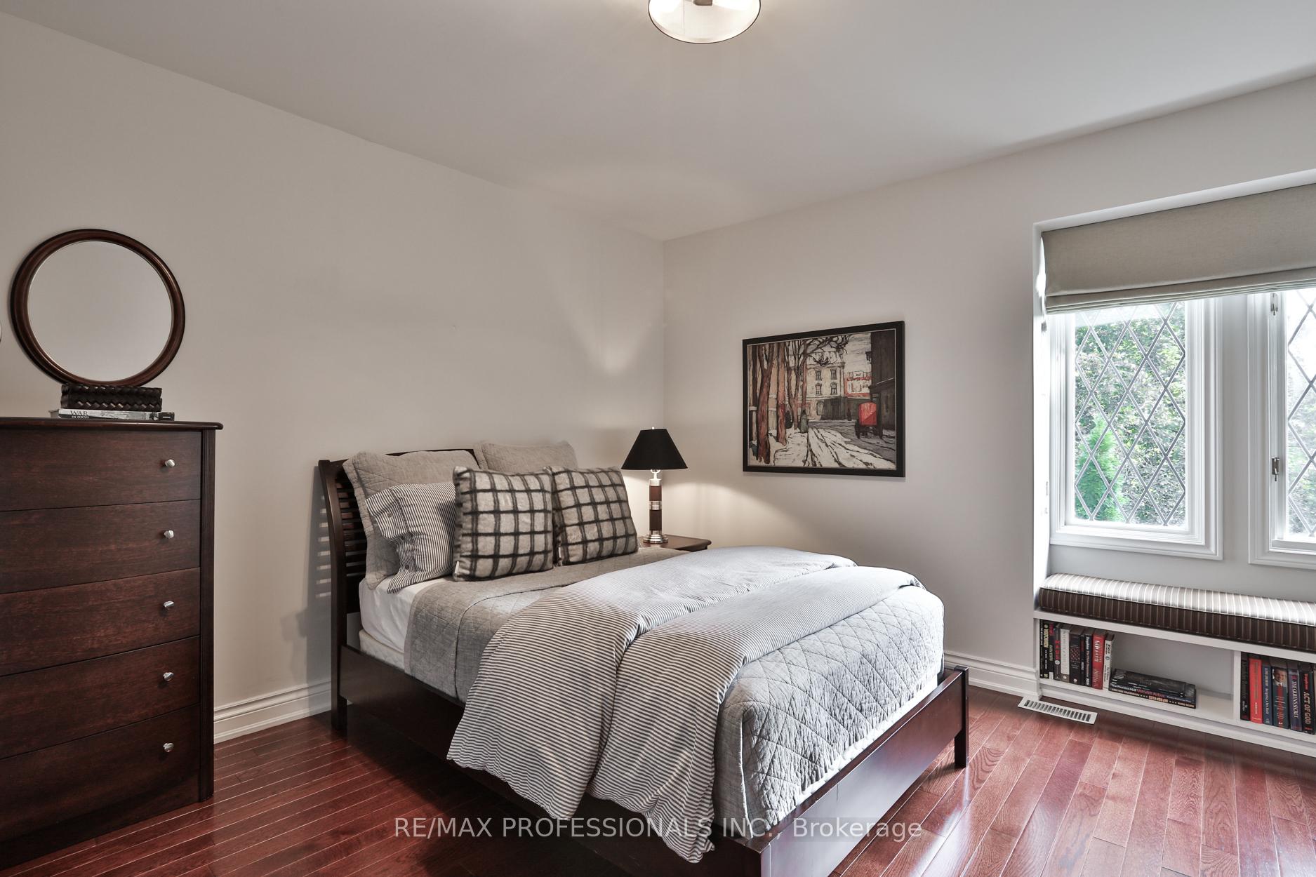 42 Wimbleton Rd, Toronto, ON M9A3S1 | 4 Bedroom 5 Bathroom Detached House | Image 29