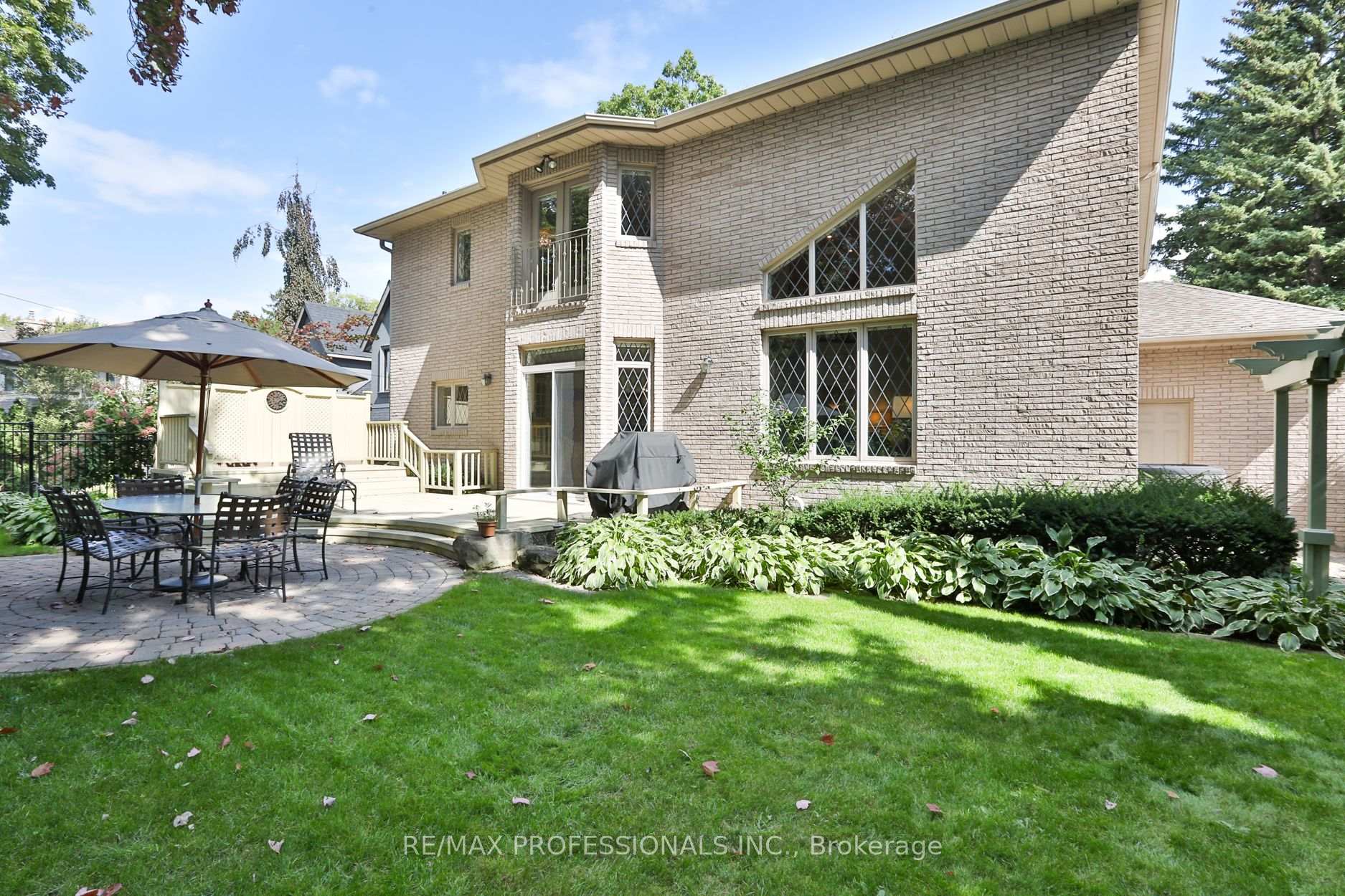 42 Wimbleton Rd, Toronto, ON M9A3S1 | 4 Bedroom 5 Bathroom Detached House | Image 38