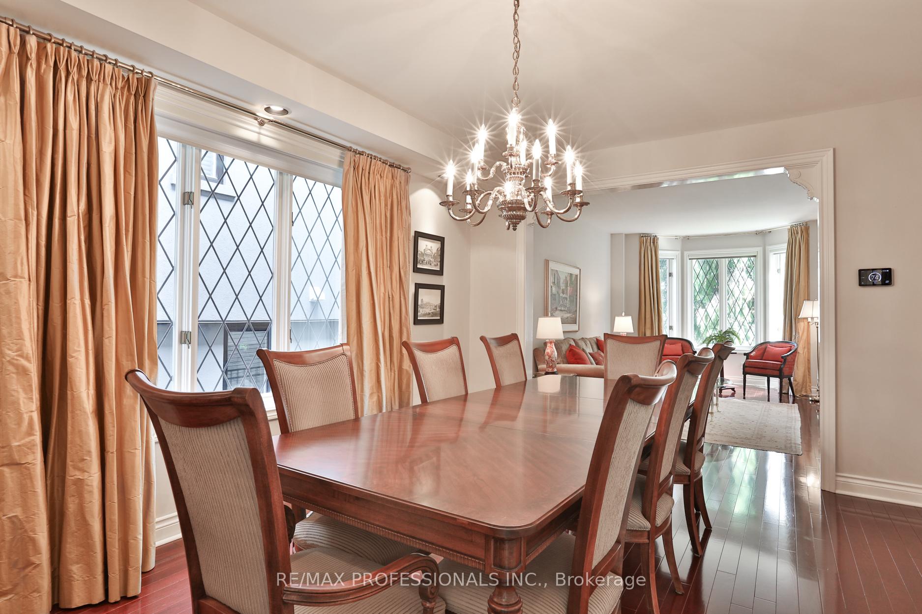 42 Wimbleton Rd, Toronto, ON M9A3S1 | 4 Bedroom 5 Bathroom Detached House | Image 6