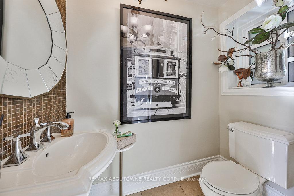 43 Bywood Dr, Toronto, ON M9A1M1 | 3 Bedroom 4 Bathroom Detached House | Image 13